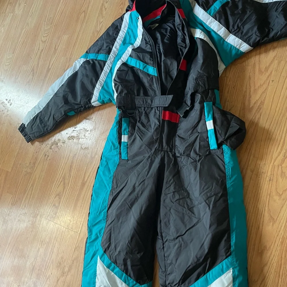 Snowsuit - Picture 3 of 6